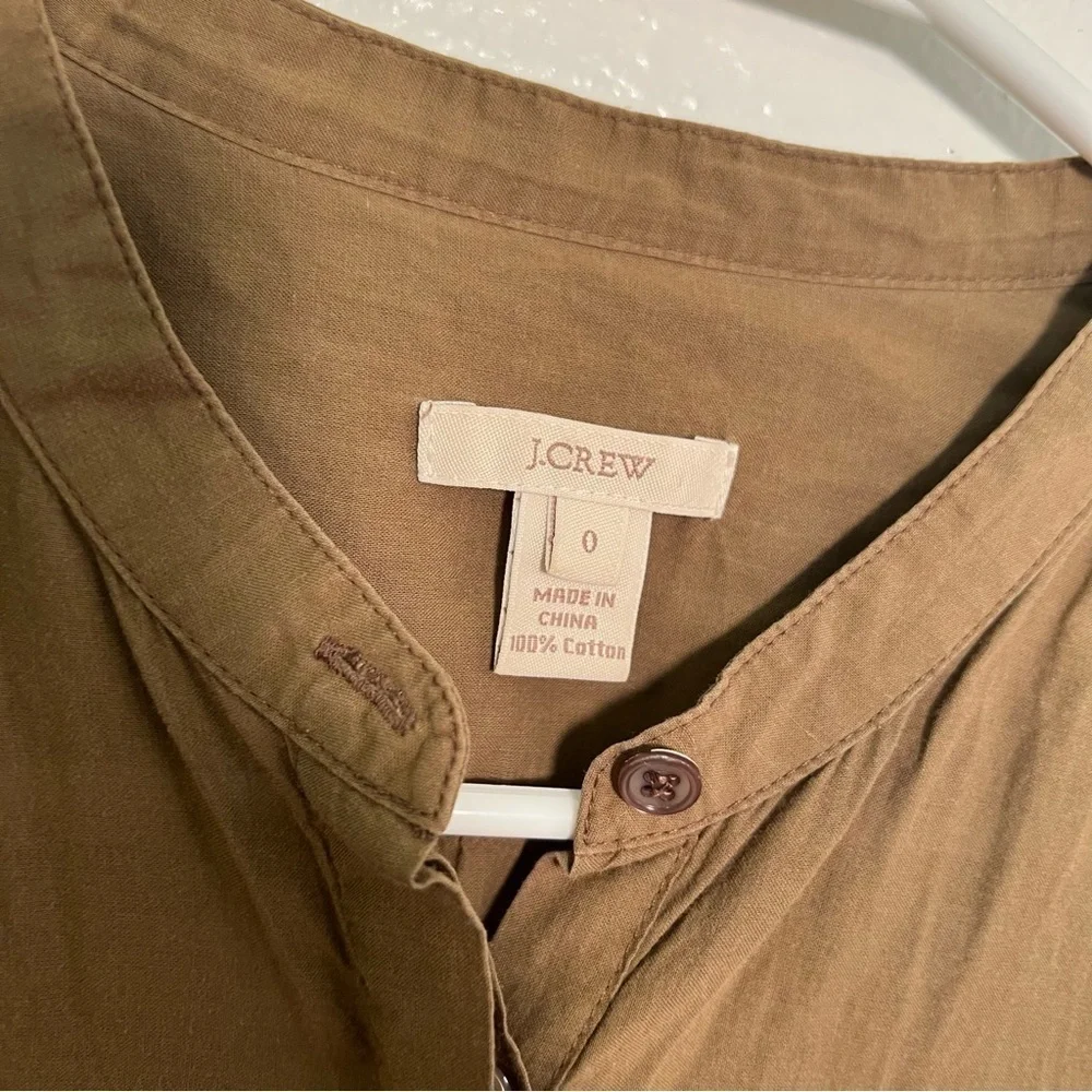 J. Crew Women's Sz 0 Delaney Eyelet-Trim Shirt Spiced Olive Green Tan Collarless